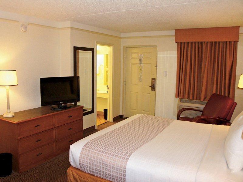 Budget Inn & Suite Atlanta Marietta Stadium Exterior foto